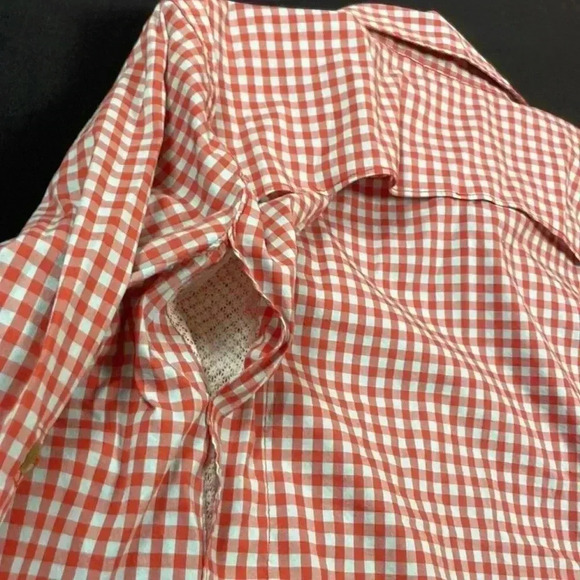 Orvis women’s button up collared blouse with 2 zippered pockets vented back - Picture 14 of 14
